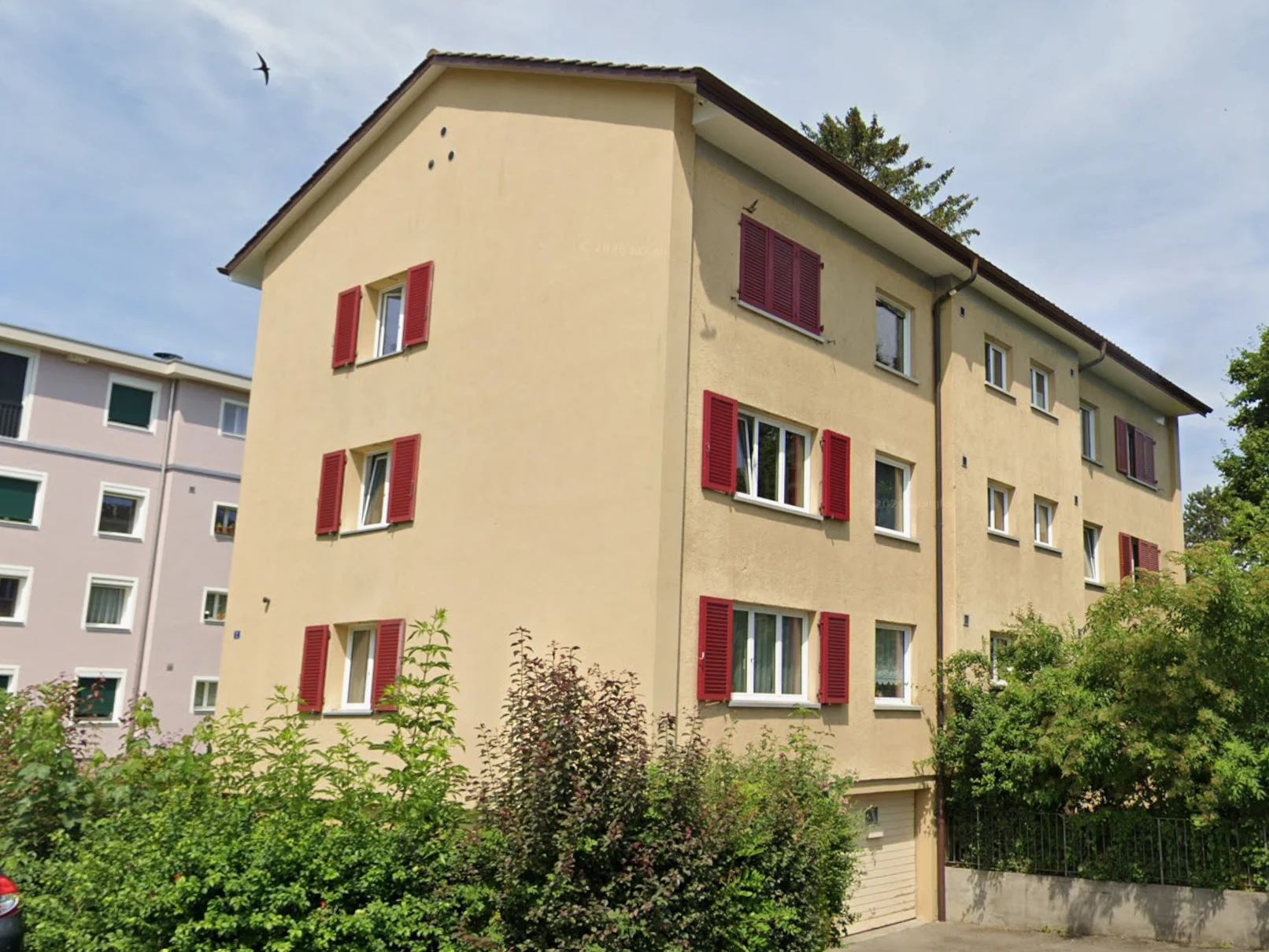 Mehrfamilienhaus in Adliswil